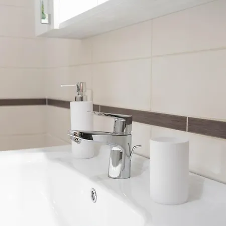 Elegant - Loreto - ميلان